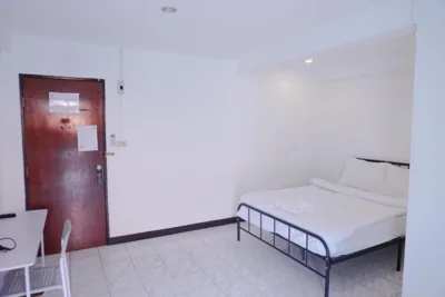 Bob House Patong Beach Phuket - โกอินน์ ป่าตอง – Fotos 11